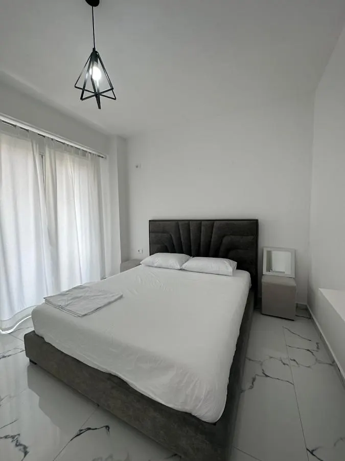 Saranda Terraces Sea&View Apartment 0*, Sarandë